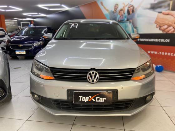 VOLKSWAGEN JETTA 2.0 COMFORTLINE FLEX 4P TIPTRONIC